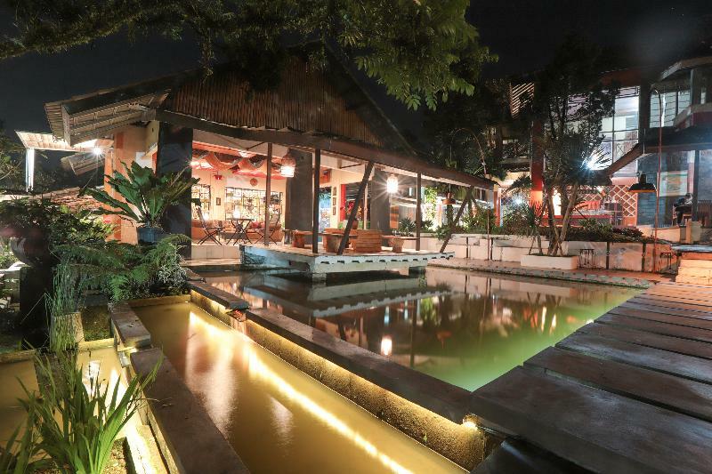 The Village Resort Bogor Exteriér fotografie